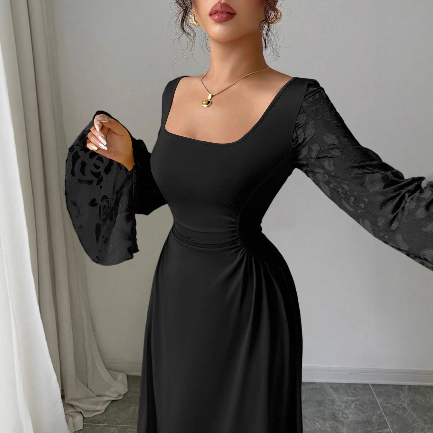 Lady's Elegant Temperament Retro Solid Color Square Neck Long Sleeve Trumpet Sleeve Dress