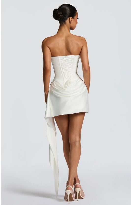 White Short Satin Sleeveless Fishtail Dress