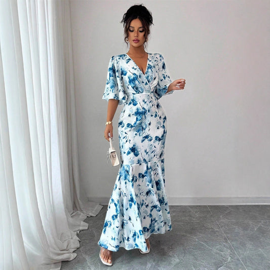 French Round Neck Lantern Sleeve Waist-cinching Slimming Dress