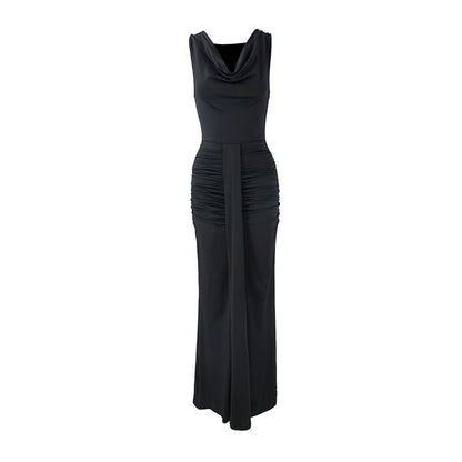 V-neck Figure-hugging Pleated Evening Gown