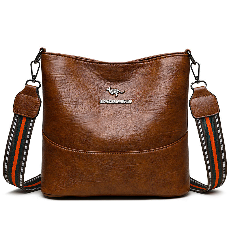 Simple Versatile Bucket Bag