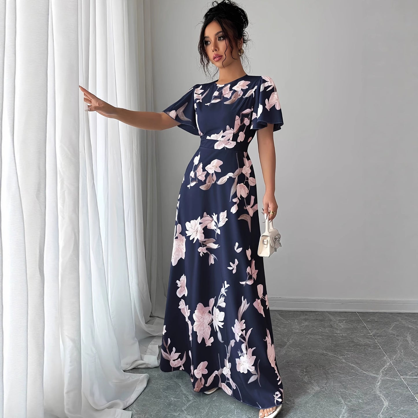 Floral Crew-neck Short-sleeve Waist-cinching Dress