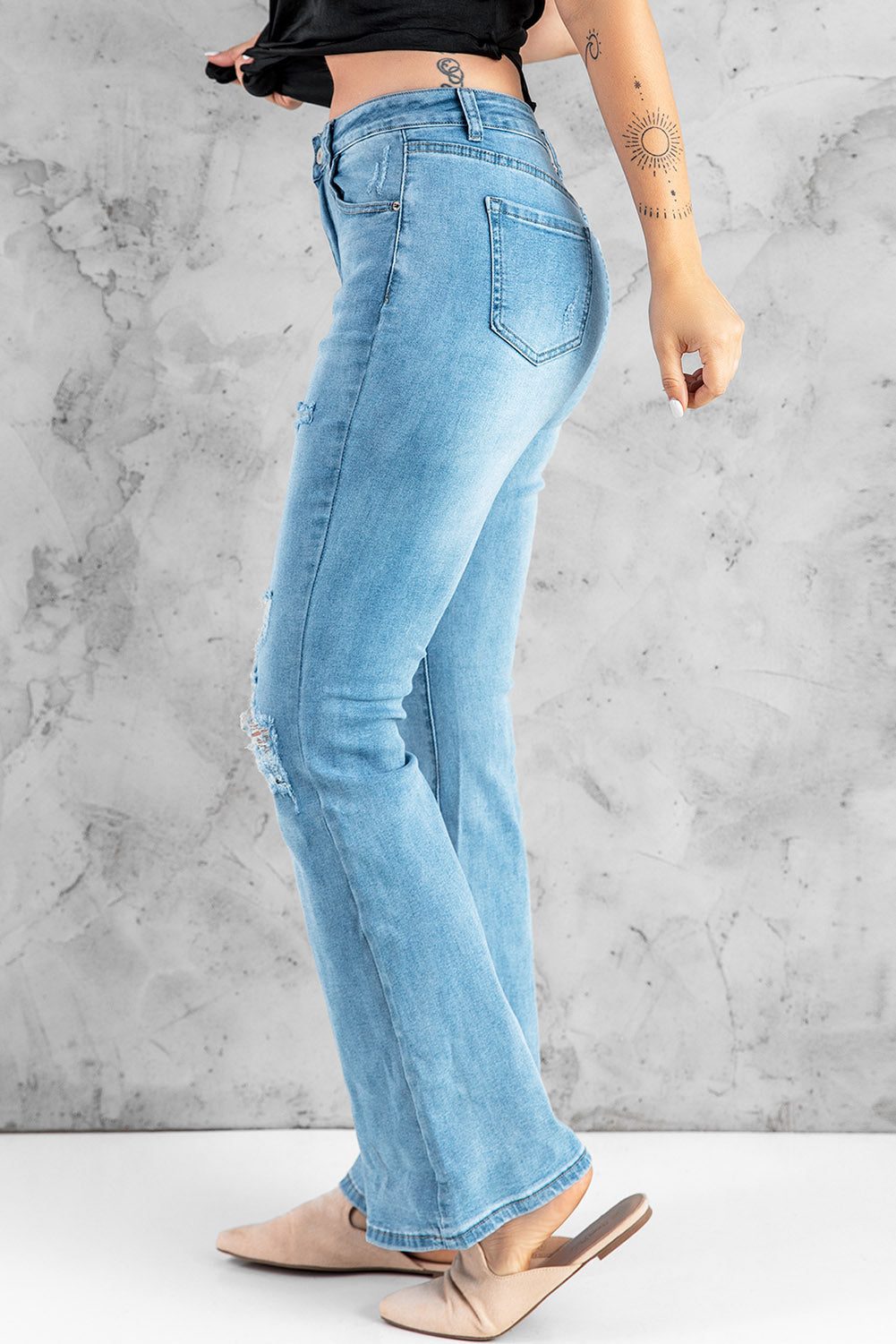 Distressed Bootcut Jeans with Pockets