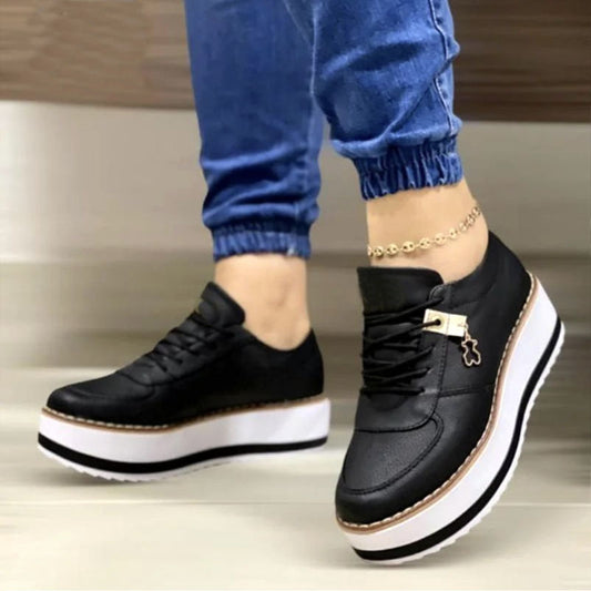 Lace-up Flats Shoes With Bear Pendant Height Increasing Casual Leather Shoes Woman