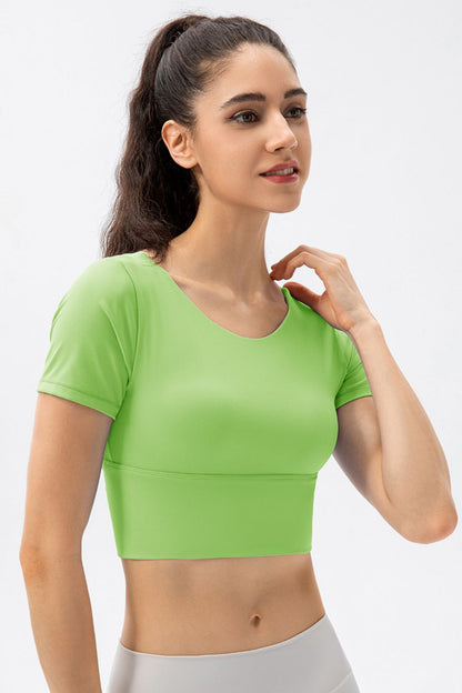 Cutout Twisted Cropped Active T-Shirt