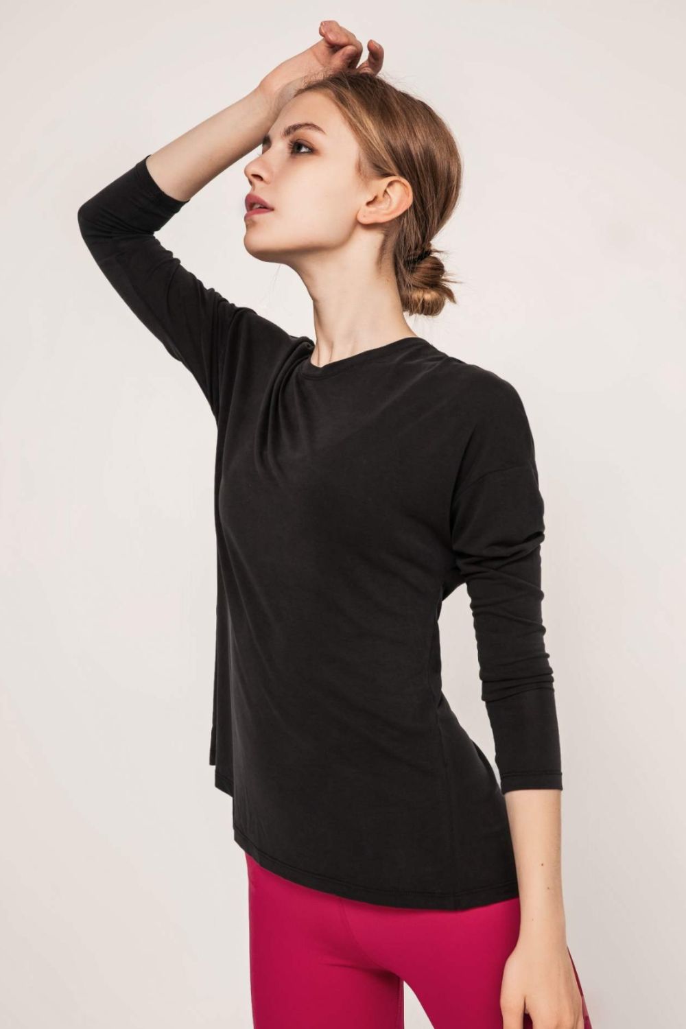 Twisted Slit Cutout Sports Top