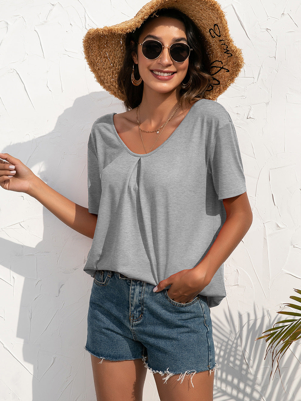 Lace Spliced Round Neck Tee