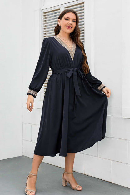 Plus Size Contrast Tie Waist Midi Dress