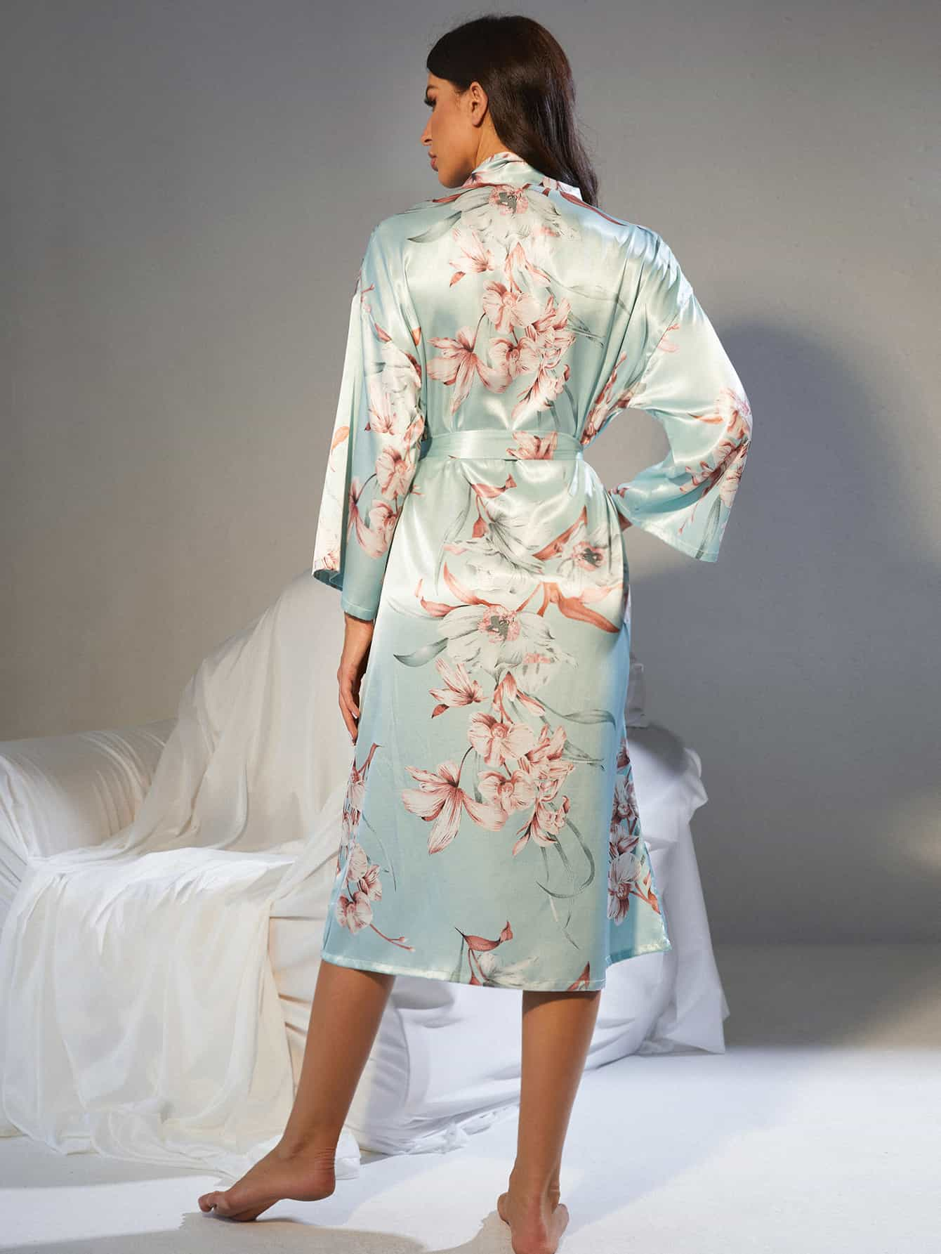 Floral Tie Waist Long Sleeve Robe