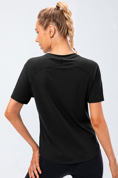 Curved Hem Raglan Sleeve Athletic T-Shirt